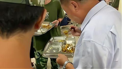 吃瓜导演王小盒,吃瓜群众的美食导演之旅